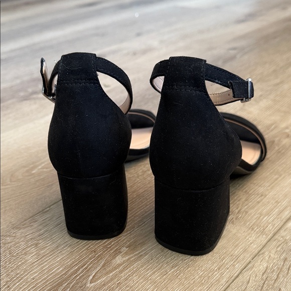 Kelly & Katie Elegant Black Block Heels Size 7M - Picture 4 of 9